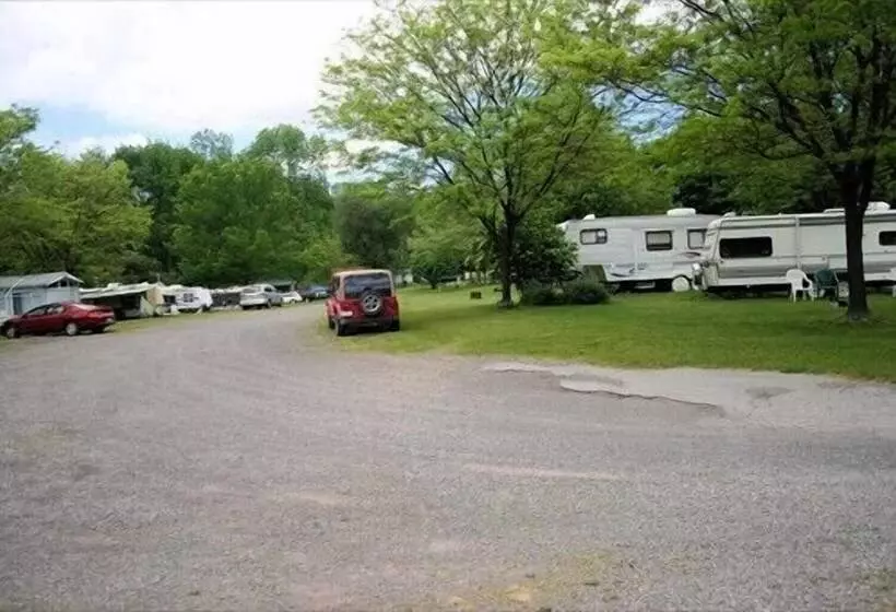 ホテル Duck Lake Campground