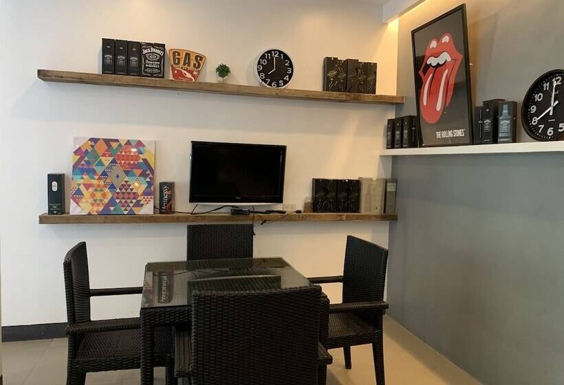 ペンション Reddoorz At Anton S Loft Designer Resort Pansol Calamba Laguna