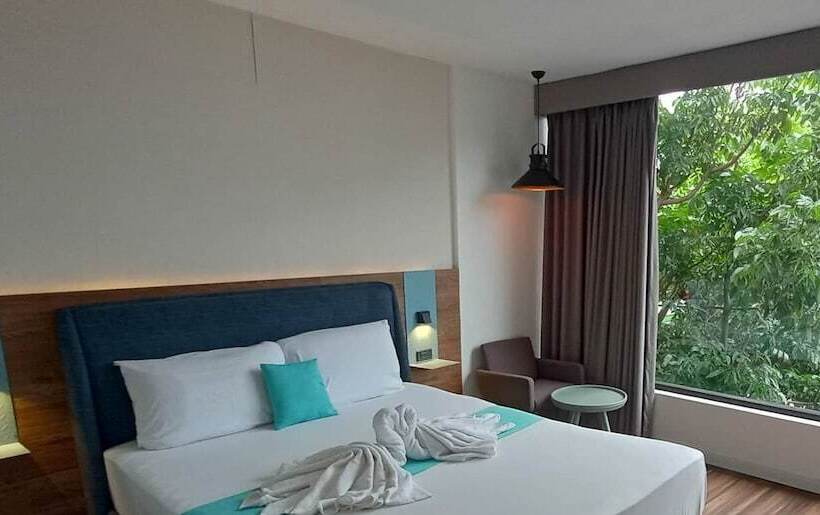 ペンション Reddoorz At Anton S Loft Designer Resort Pansol Calamba Laguna