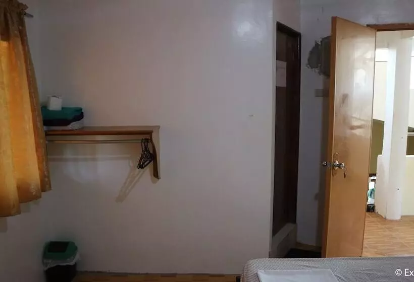 ペンション Djv Southville Guest House