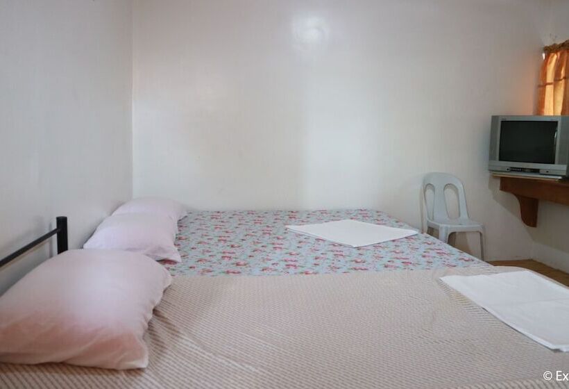 פנסיון Djv Southville Guest House