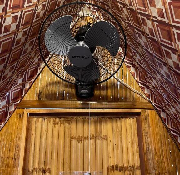 Pensione Russell Place