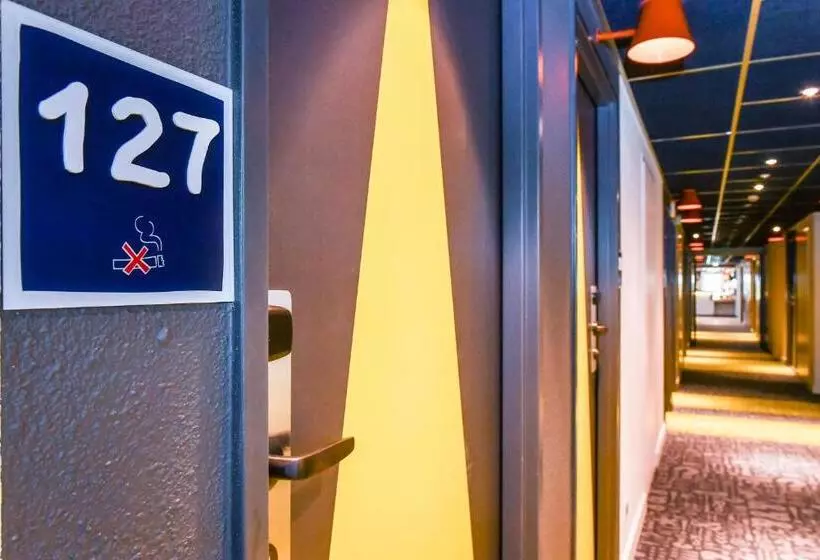 ホテル Ibis Budget Geneve Saint Genis Pouilly