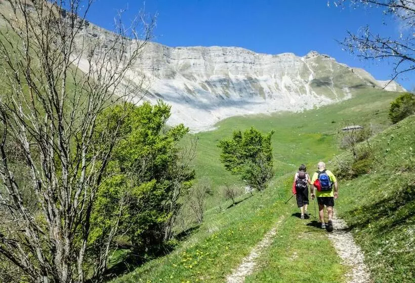 ホテル Ibis Budget Geneve Saint Genis Pouilly