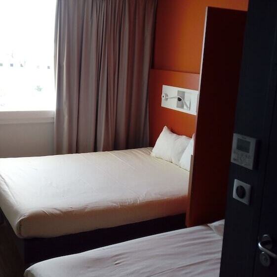 בית מלון כפרי Ibis Budget Geneve Saint Genis Pouilly