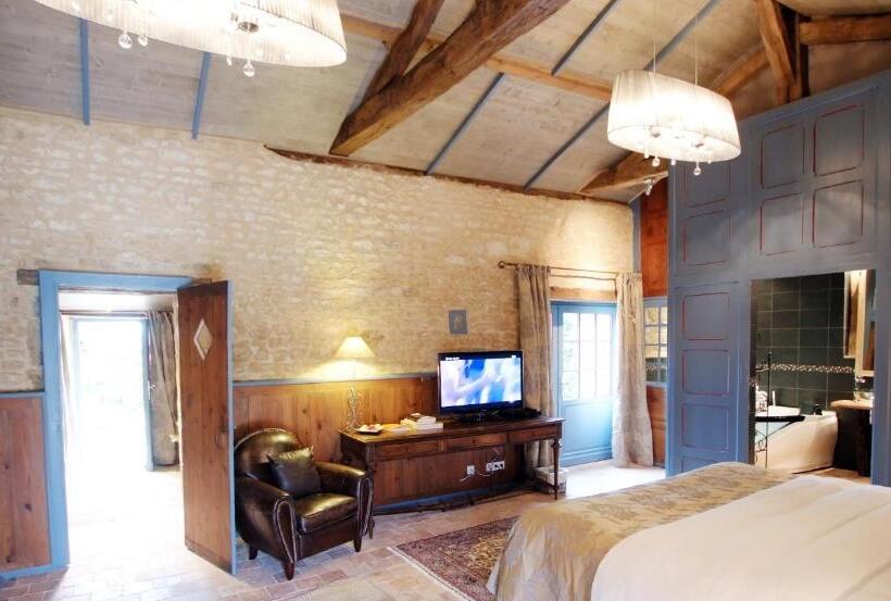 Отель Le Portail En Marais Poitevin   Demeures Et Châteaux