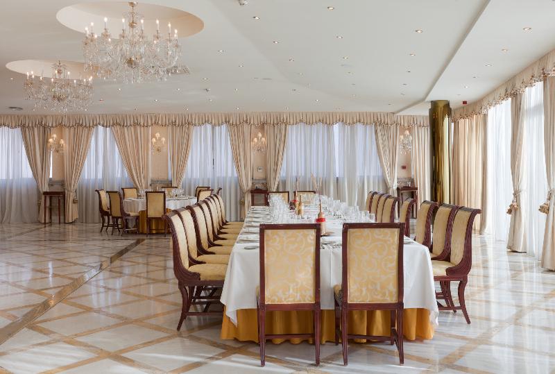 فندق Alameda Palace