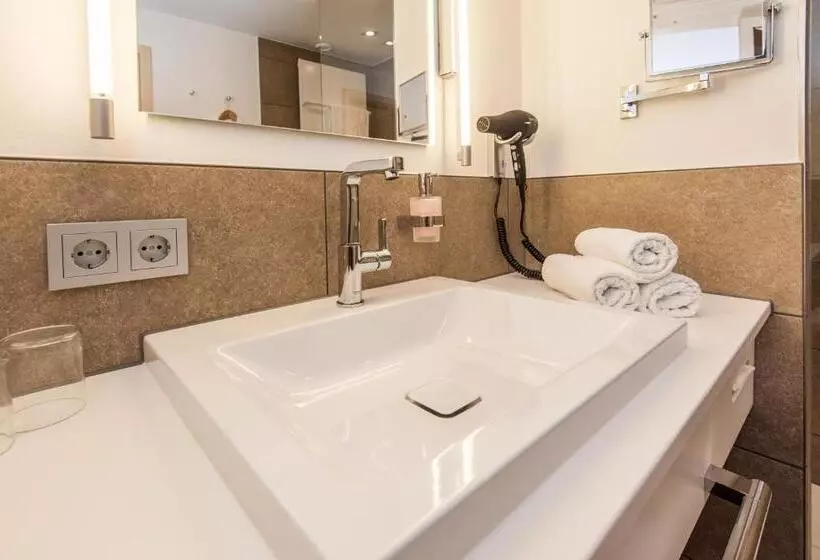 فندق Albtalblick Ihr Wellness  & Wander