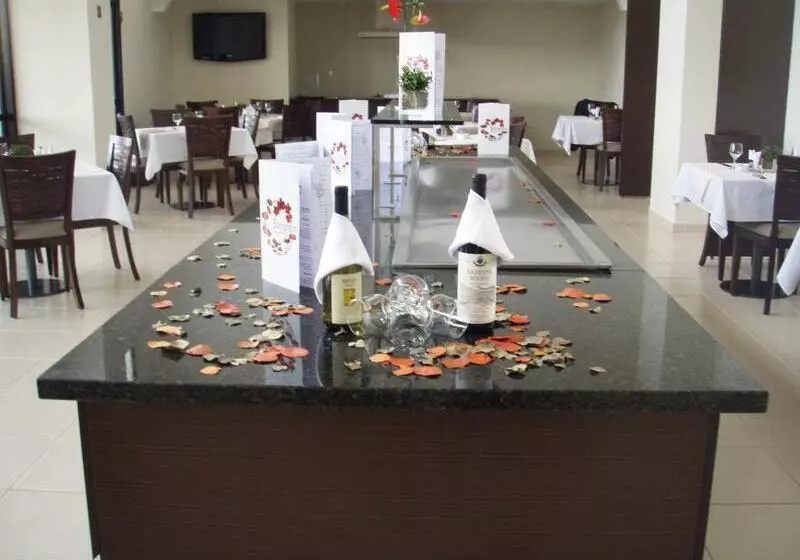 בית מלון כפרי Blue Tree Garden Bauru