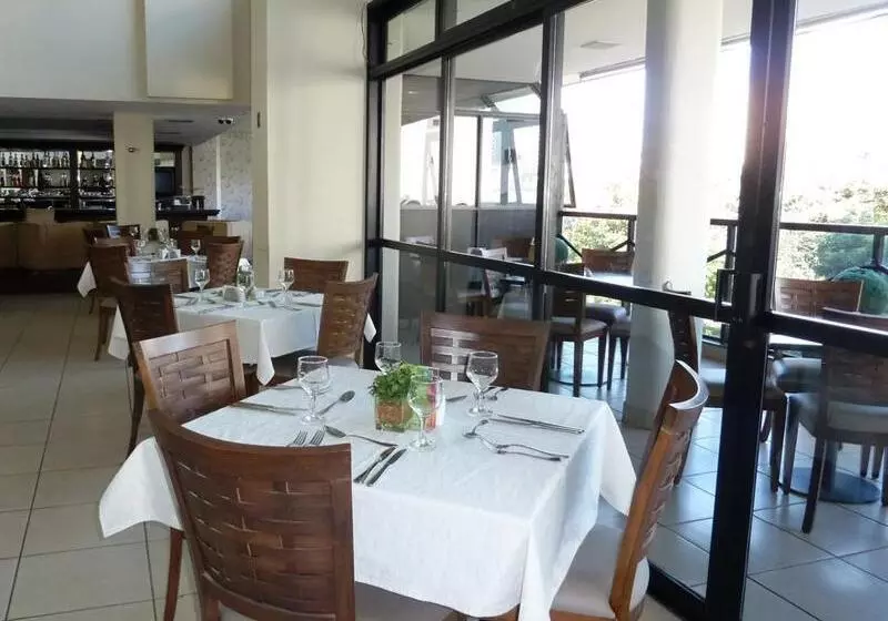 בית מלון כפרי Blue Tree Garden Bauru