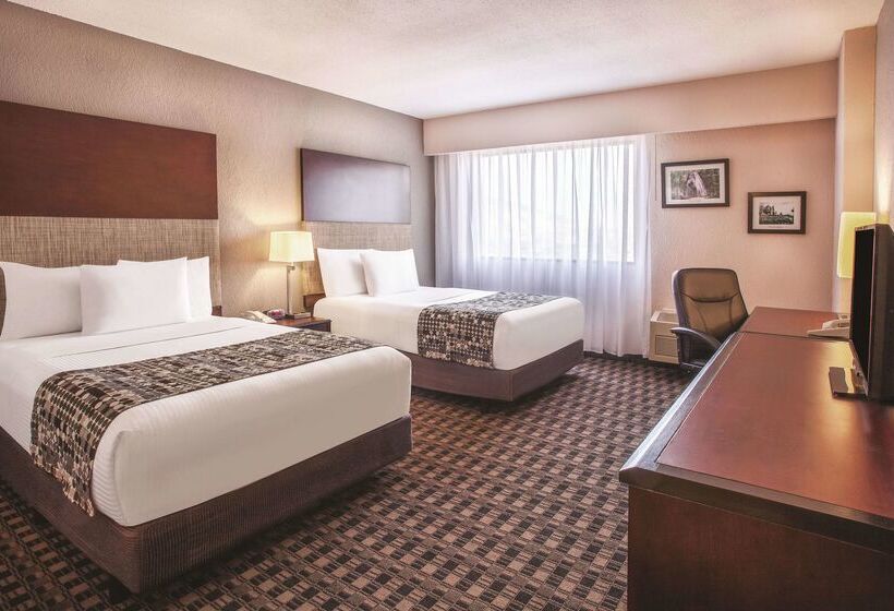 Chn Hotel Monterrey Norte, Trademark Collection By Wyndham