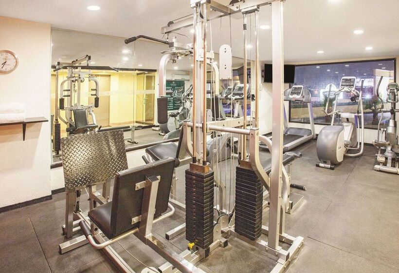 Chn Hotel Monterrey Norte, Trademark Collection By Wyndham