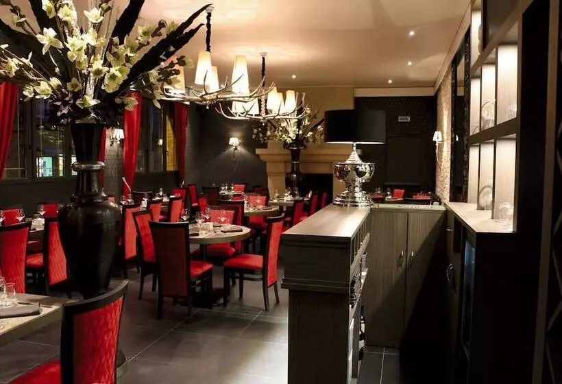Logis Hotel & Restaurant De La Place