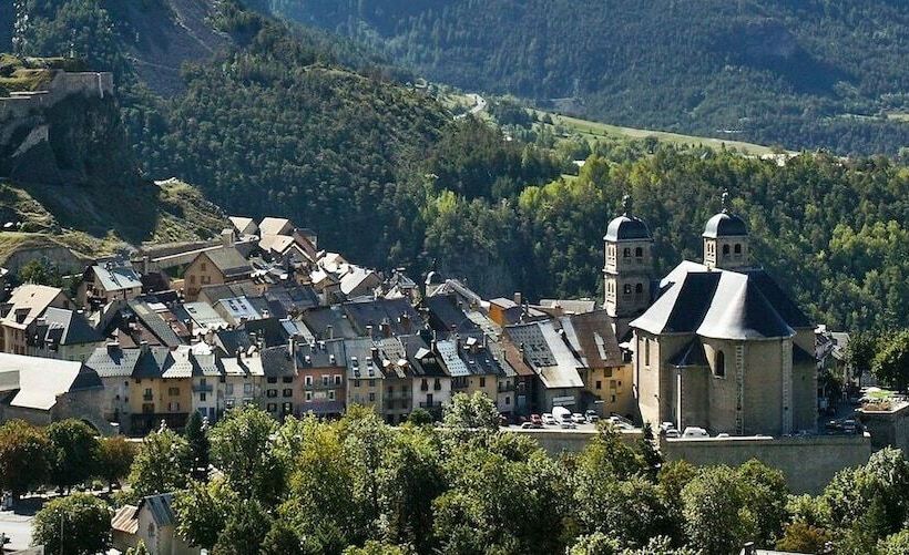 酒店 Hôtel Cristol