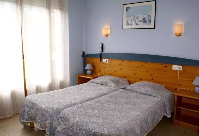 בית מלון כפרי Hôtel Cristol