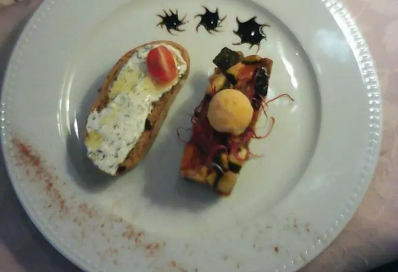 בית מלון כפרי Le Chêne Vert