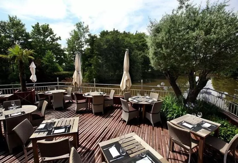 Отель Le Germinal