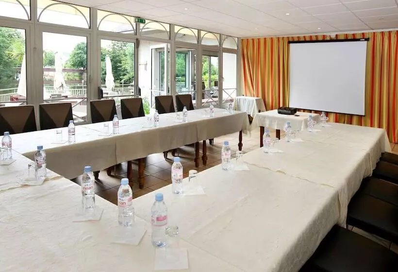 Отель Le Germinal