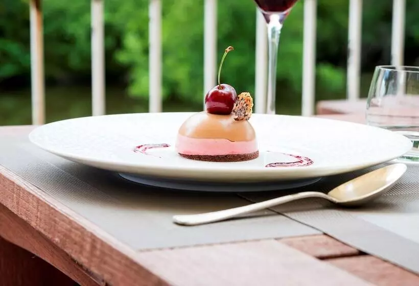 Отель Le Germinal