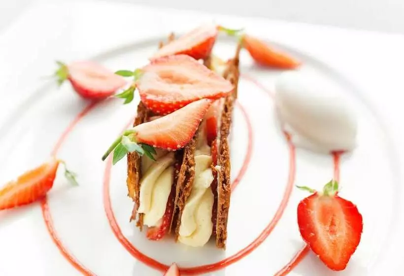 Отель Le Germinal