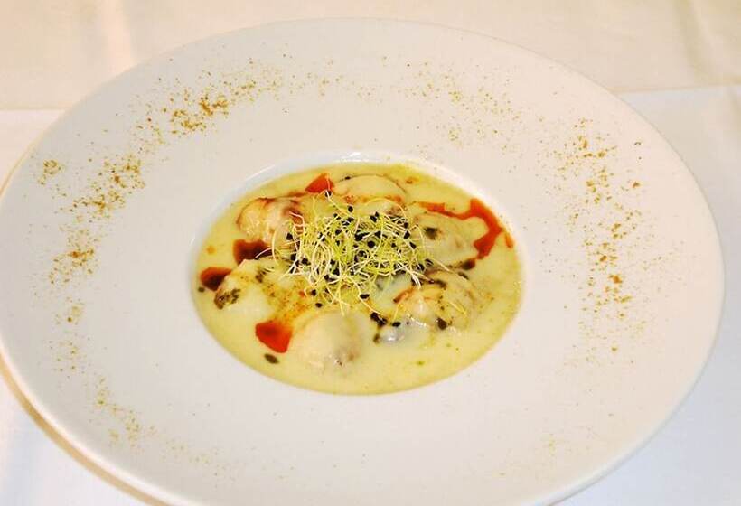 Hotel Le Relais De L'argoat