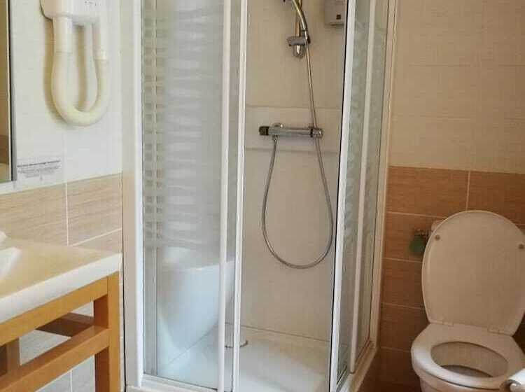 Hotel Le Relais De L'argoat