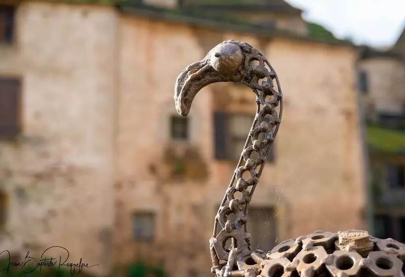 Отель Hôtel Restaurant Le Relays Du Chasteau Logis Hôtel