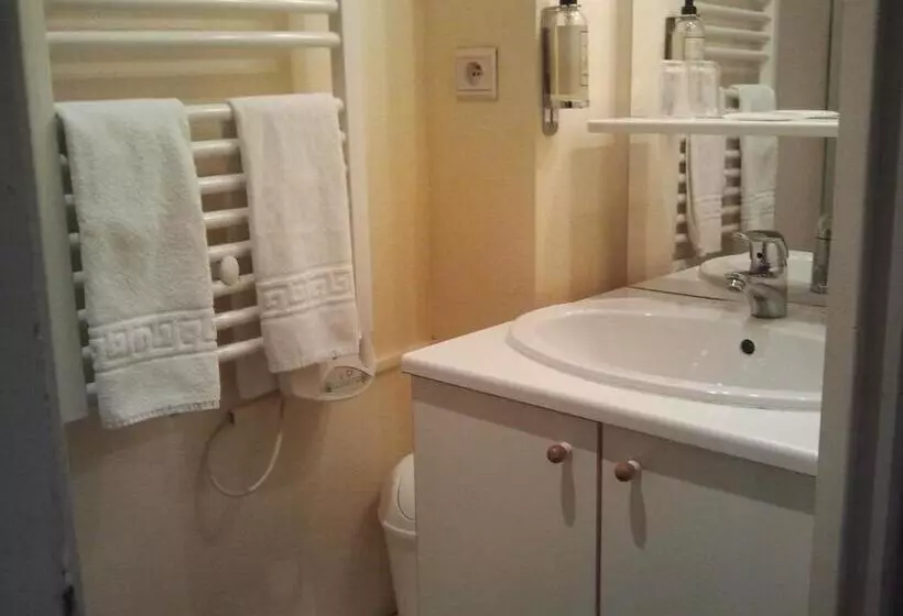 Отель Logis   Hôtel Restaurant Bellevue Annecy