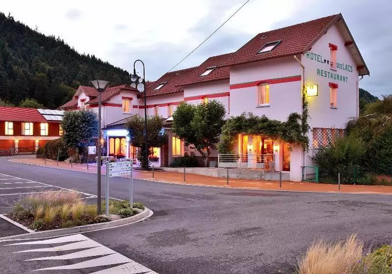 فندق Logis Hôtel & Restaurant Des Lacs
