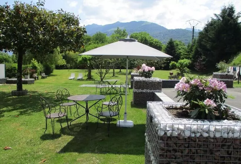 ホテル Logis L Ayguelade