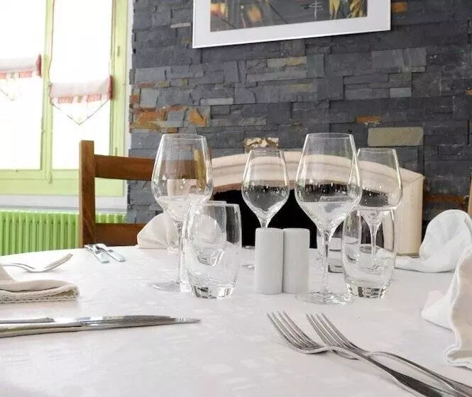 ホテル Logis L Ayguelade