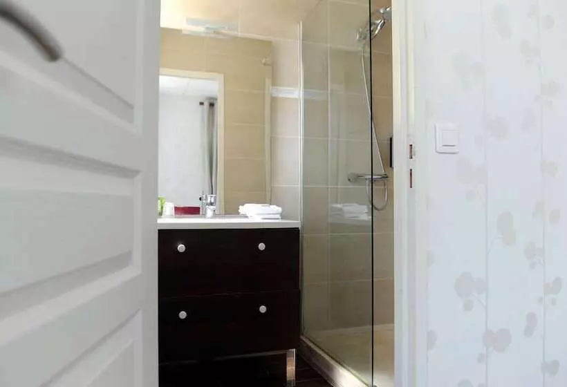 ホテル Logis L Ayguelade