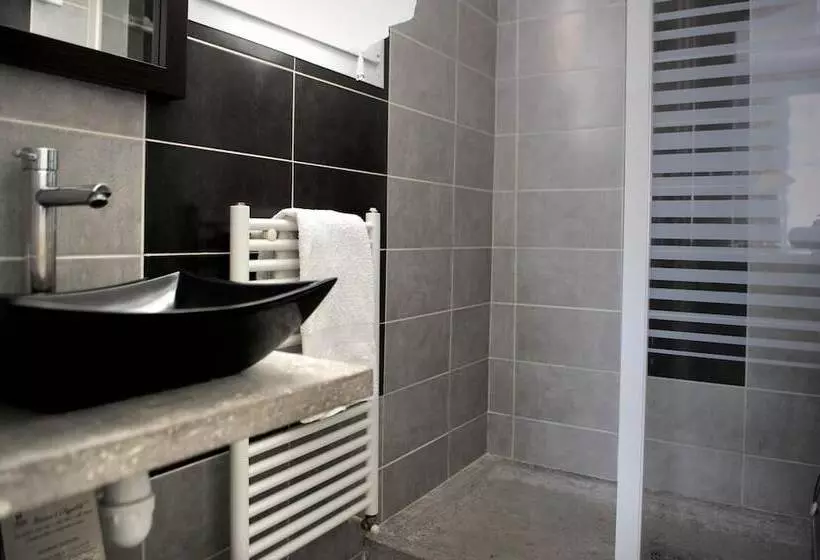 ホテル Logis L Ayguelade