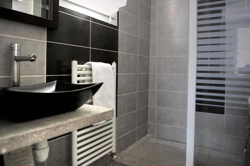 בית מלון כפרי Logis L Ayguelade