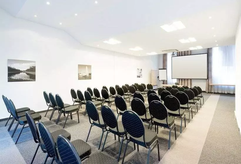 ホテル München City Center Affiliated By Meliá