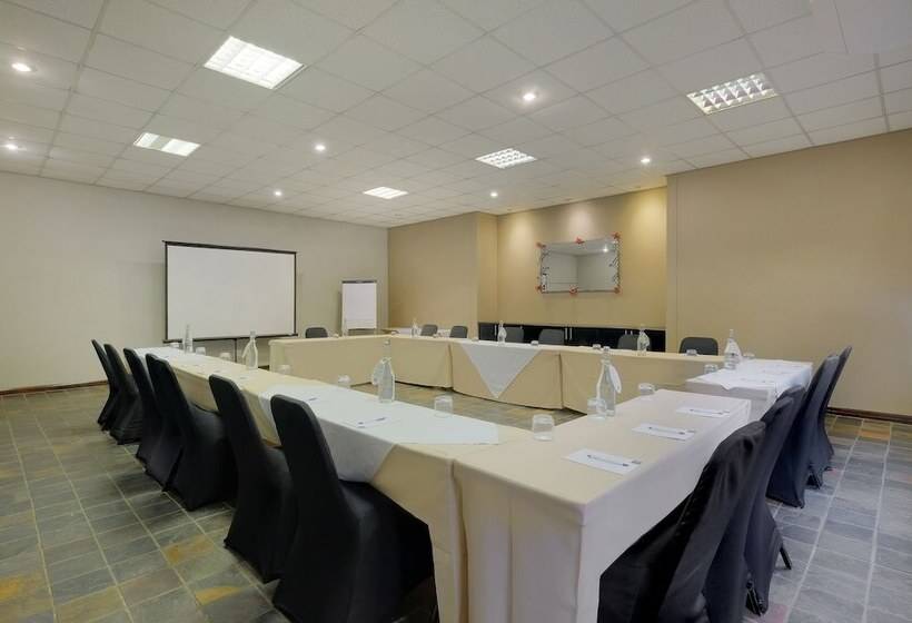 Protea Hotel By Marriott Polokwane Landmark