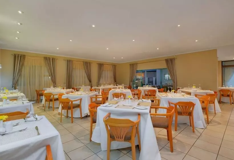 Protea Hotel By Marriott Polokwane Landmark