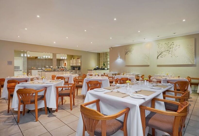 Protea Hotel By Marriott Polokwane Landmark