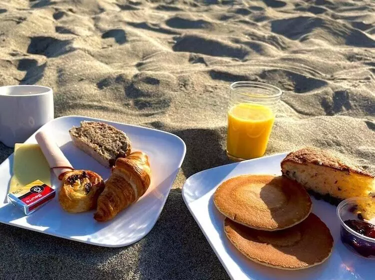 هتل Saint Georges, Face A La Mer