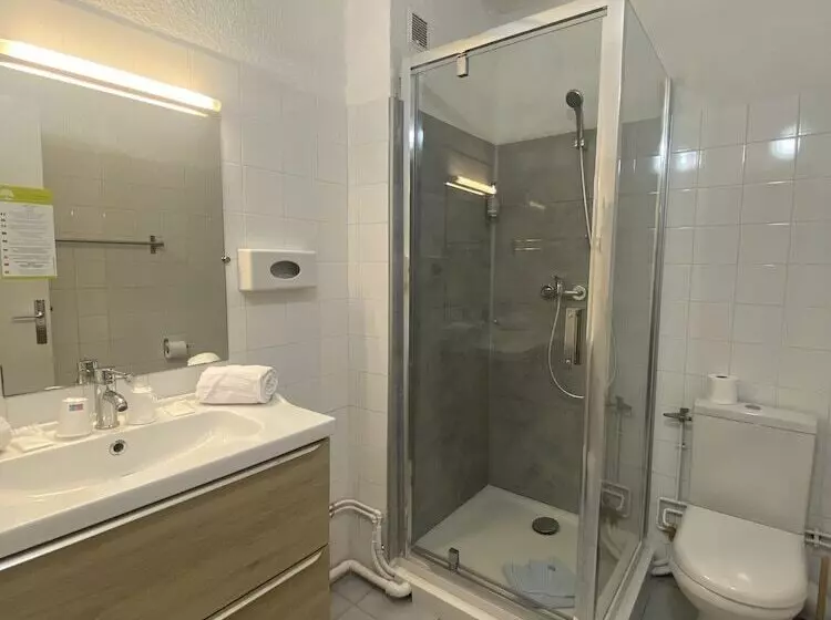 هتل Saint Georges, Face A La Mer