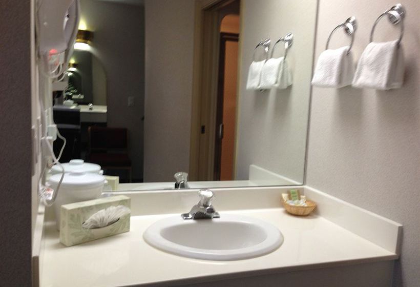 בית מלון כפרי Canadas Best Value Inn Langley/vancouver