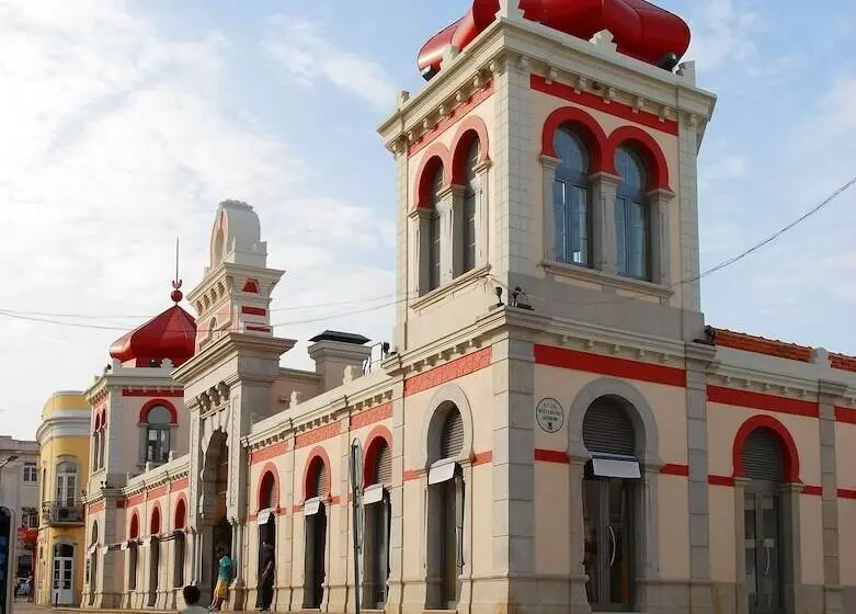 Marina Plaza By Garvetur