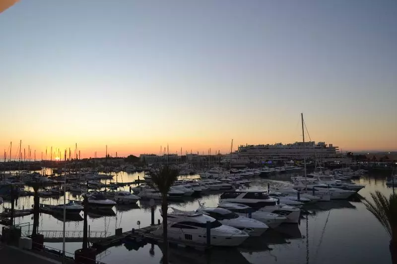 Marina Plaza By Garvetur