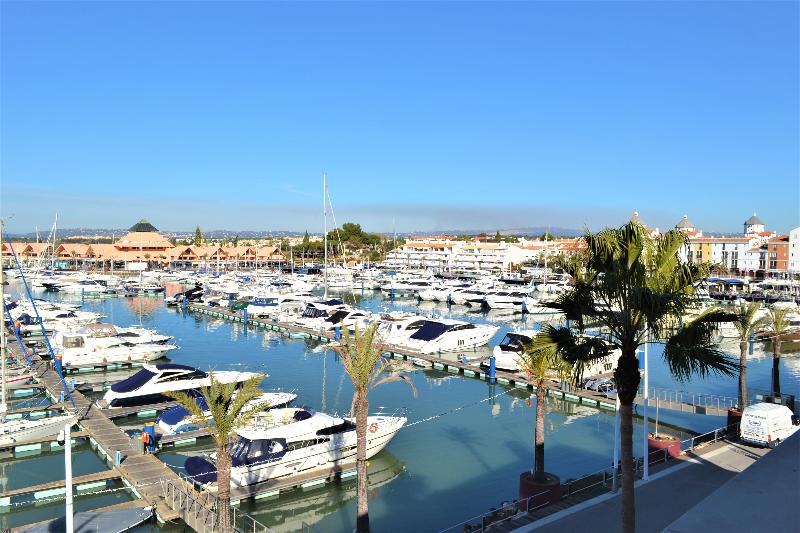 Marina Plaza By Garvetur