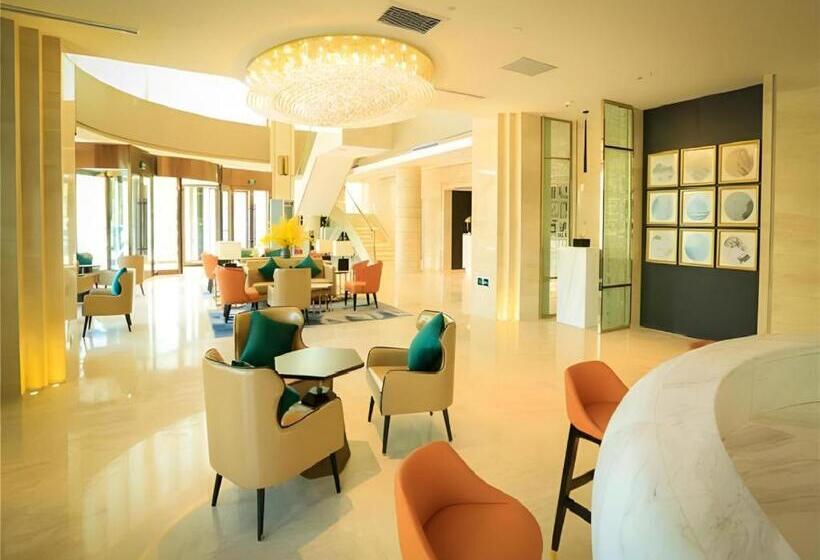 Jinjiang Metropolo Hotel Turpan Administration Center