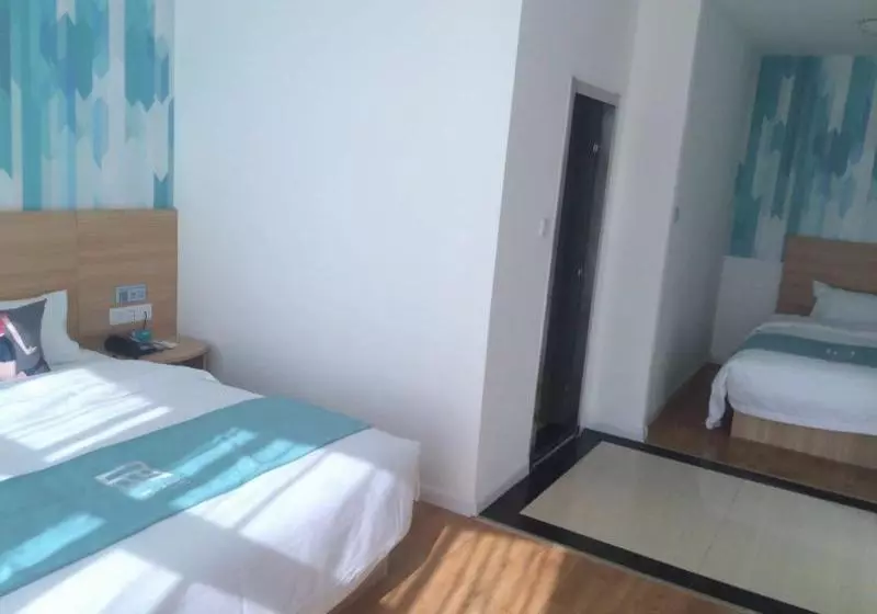 Pai Hotel Hejian Bus Station