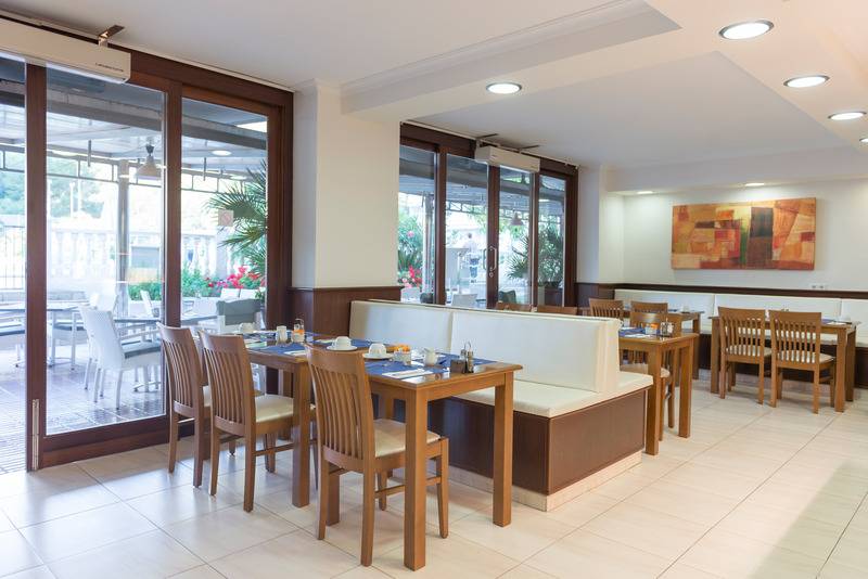 Apartamentos Siesta I