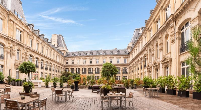 ホテル Crowne Plaza Paris République, An Ihg