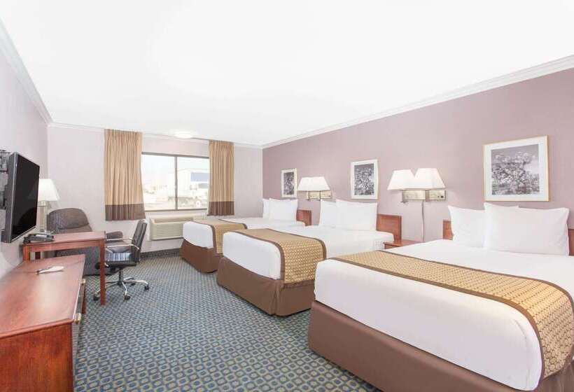 Otel Days Inn By Wyndham Indio