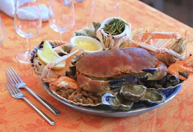 ホテル L Escale Piscine & Spa